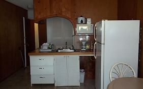 Hilo Reeds Bay Hotel